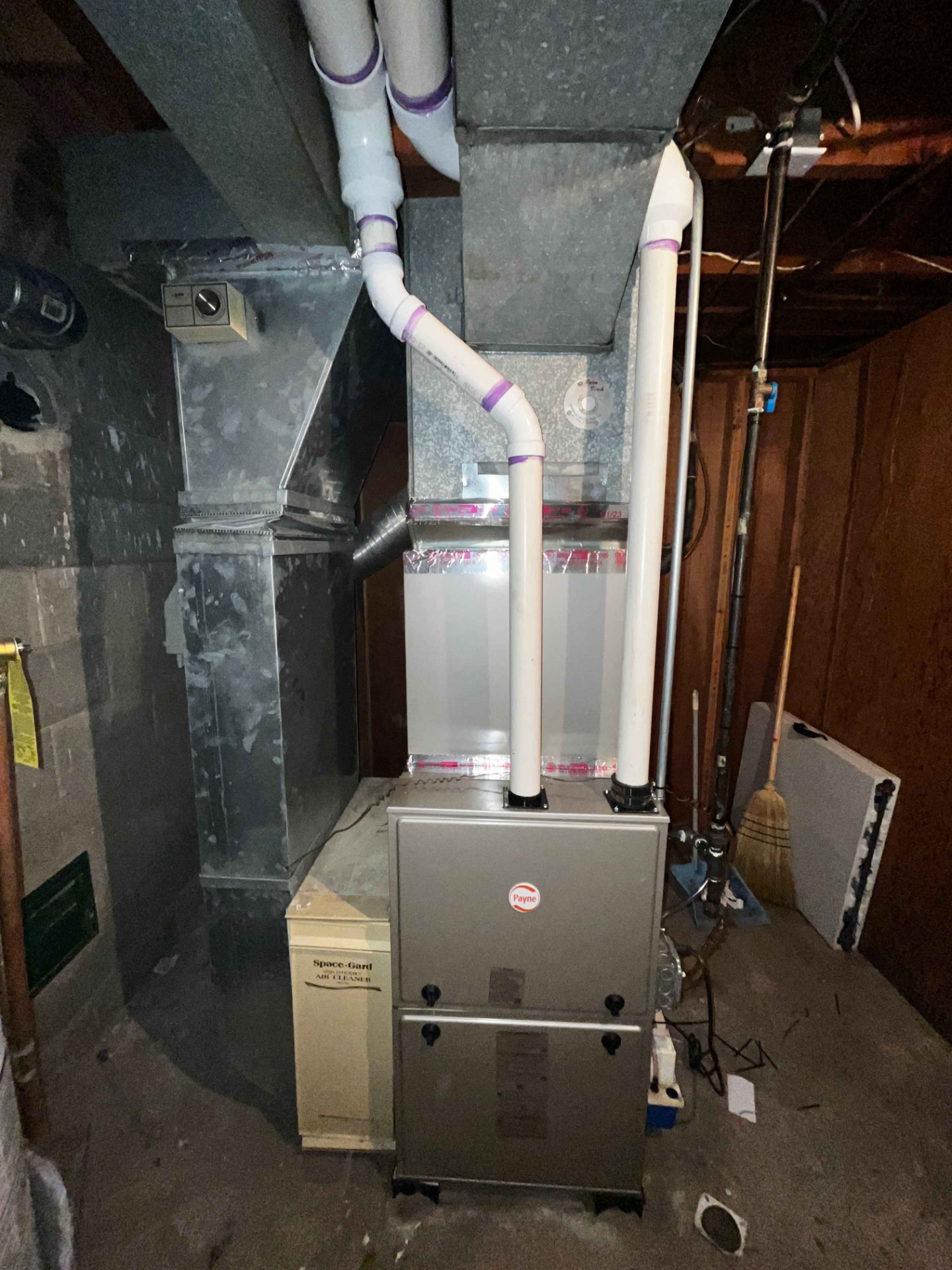 High-efficiency furnace replacement — New furnace with fresh venting and clean plenum transition